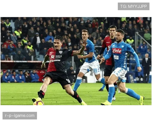 加拉塔萨雷精彩瞬间闪耀赛场，战术精妙铸就胜利篇章