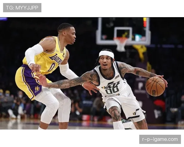 斯卡洛尼创新进攻战术引领新风潮，球队表现亮眼受热议