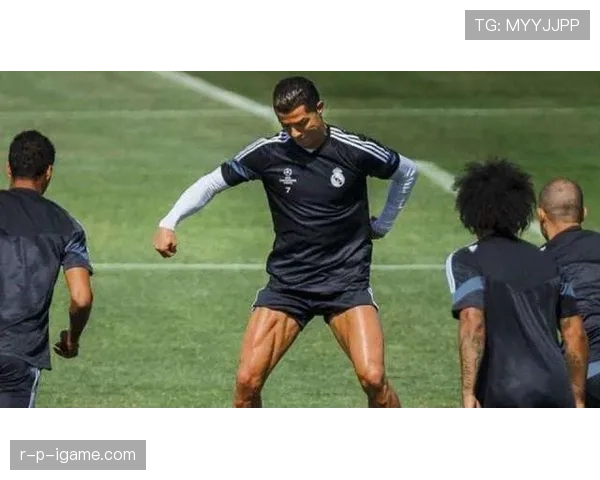 全球足球明星崛起新趋势：影响力超越赛场，重塑体育与文化格局