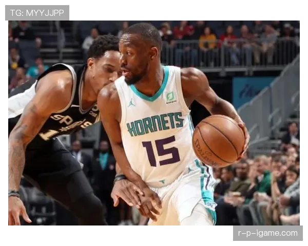 德里克·怀特连续多场关键突破提升季后赛进攻效率明显