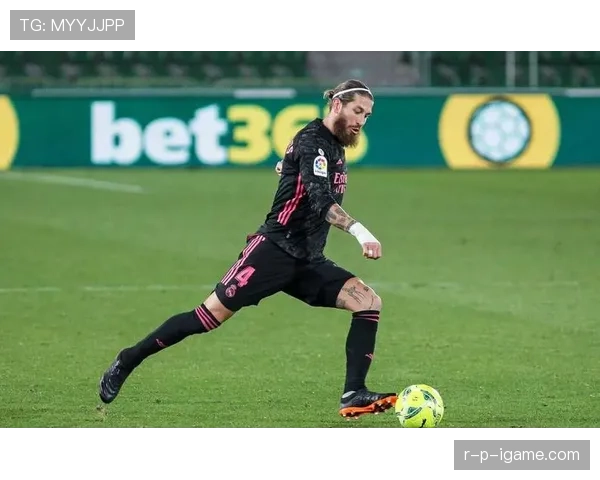 拉莫斯训练完直接去夜店蹦到凌晨？这体能是真怪物还是人设崩了